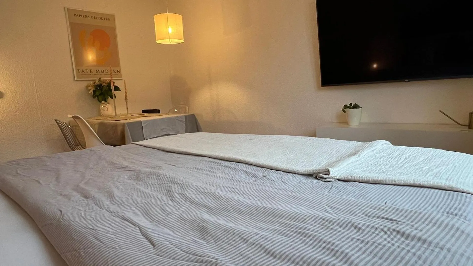 Wunderschoene 3 Zimmer Wohnung Mitten In Schwabing 뮌헨 독일