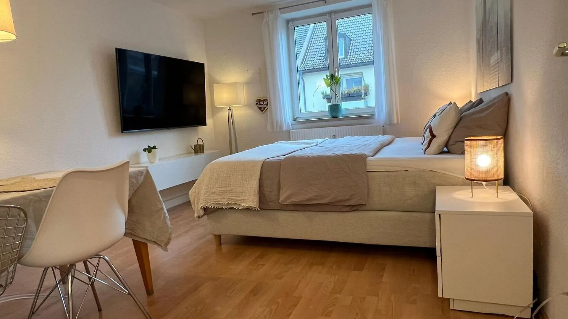 Wunderschoene 3 Zimmer Wohnung Mitten In Schwabing 뮌헨 0*,  독일